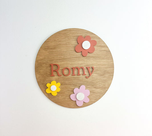 Suspension - Prénom en bois  chambre bébé - Motif fleurs