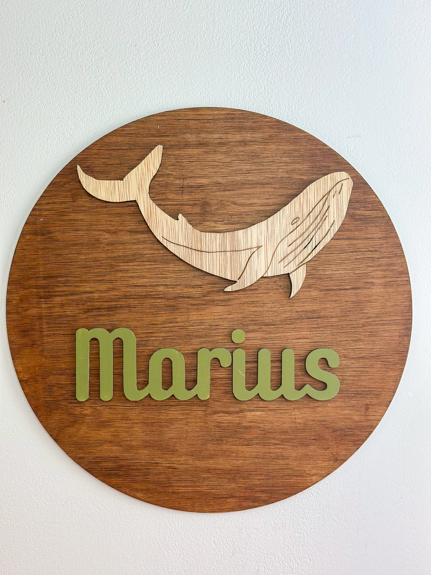 Suspension - Prénom en bois chambre bébé - Motif Baleine