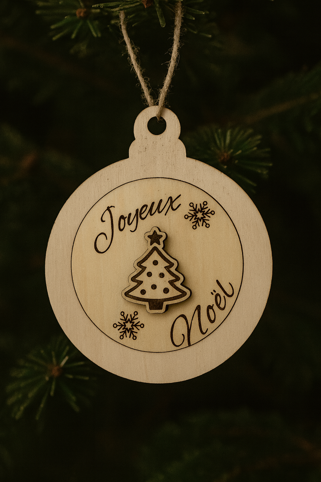 Annonce grossesse Noël - boule de Noël