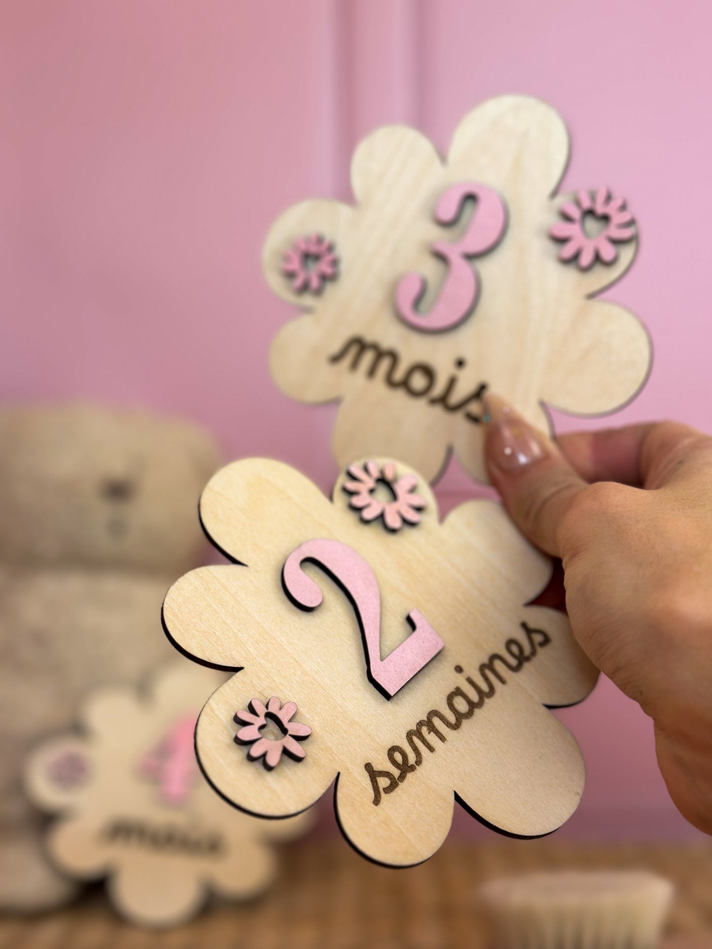 Cartes étapes bébé en forme de fleurs en 3 dimensions et couleur