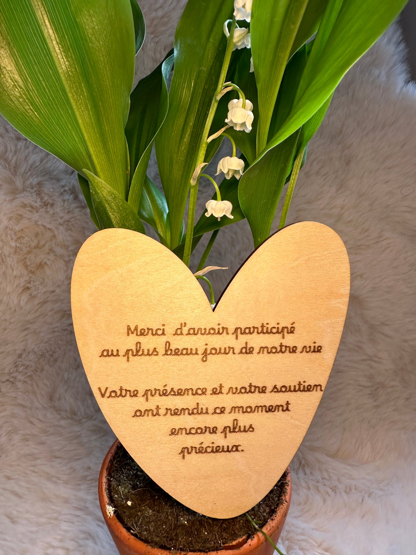 carte en bois en forme de coeur cadeau sage femme