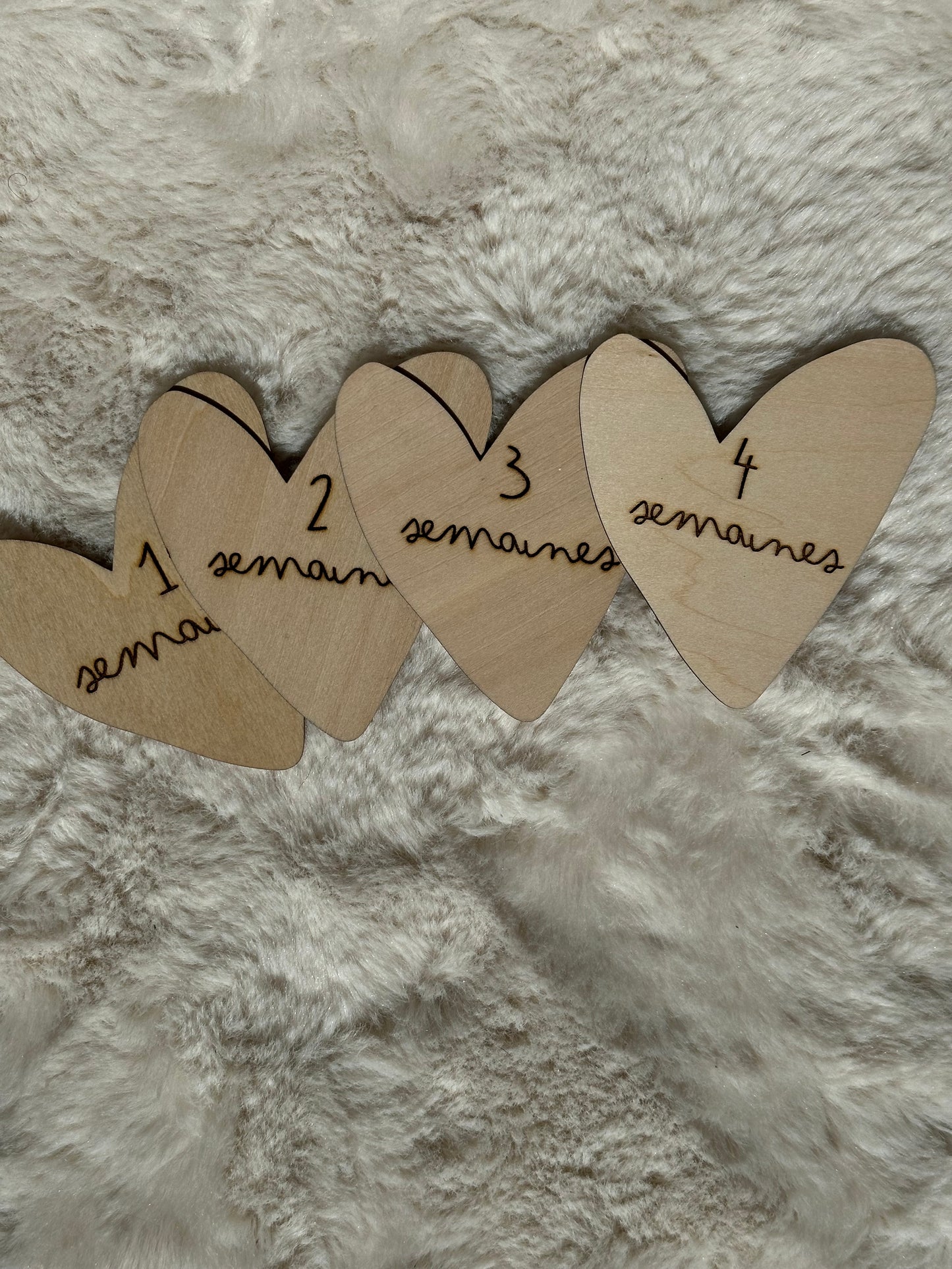 cartes étapes en forme de coeur en bois de 1 à 4 semaines