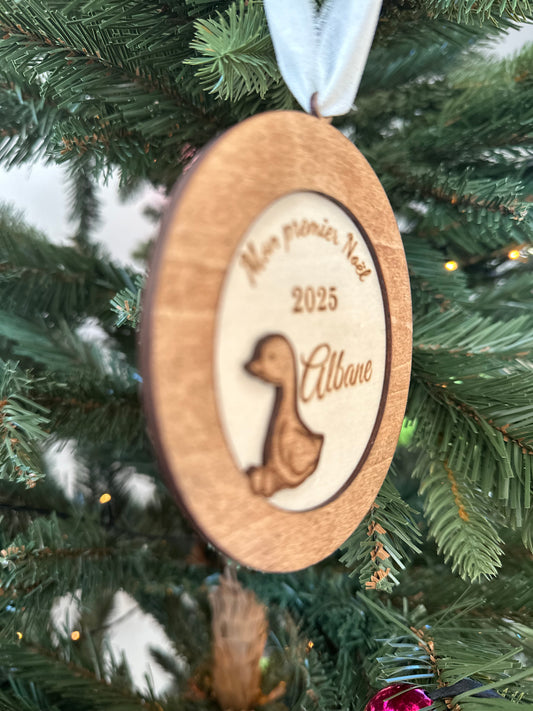 Boule de Noël bébé personnalisée bois – Mon premier Noël 2025 – prénom Albane – décoration sapin