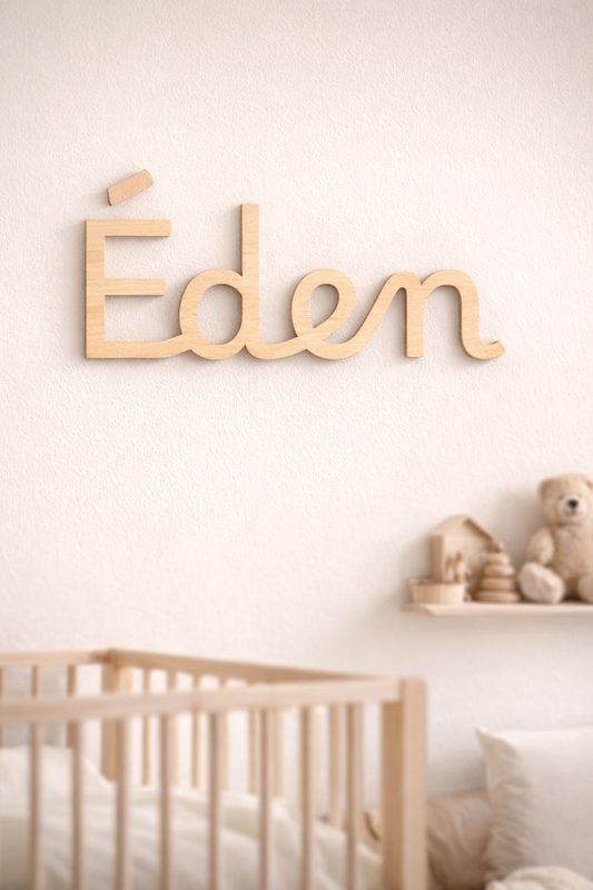 Prénom en bois personnalisé – décoration murale enfant (55 cm)
