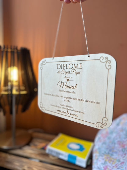 Diplôme Super Papa personnalisé en bois gravé