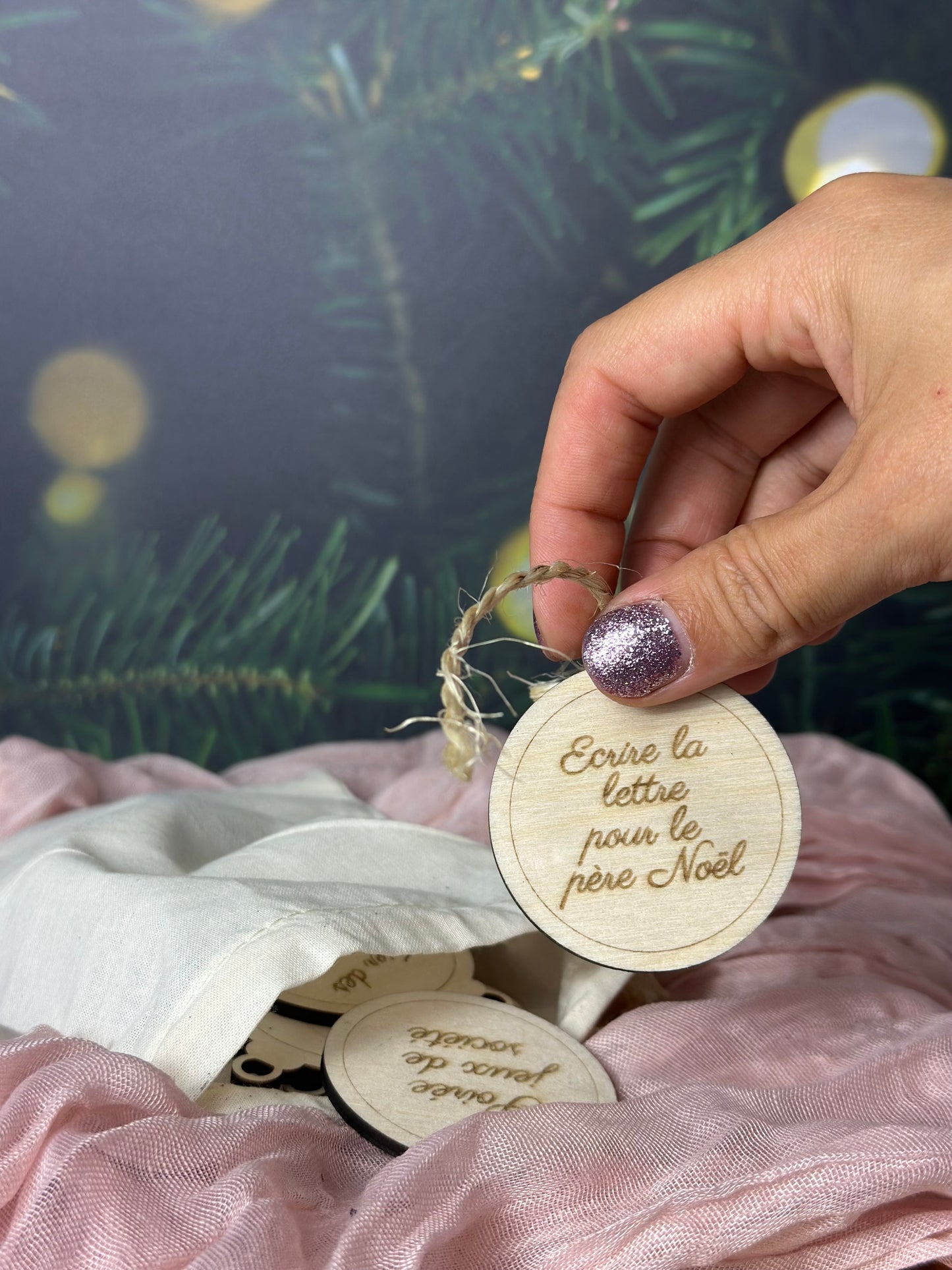 Calendrier de l'Avent en bois : 24 activités en famille
