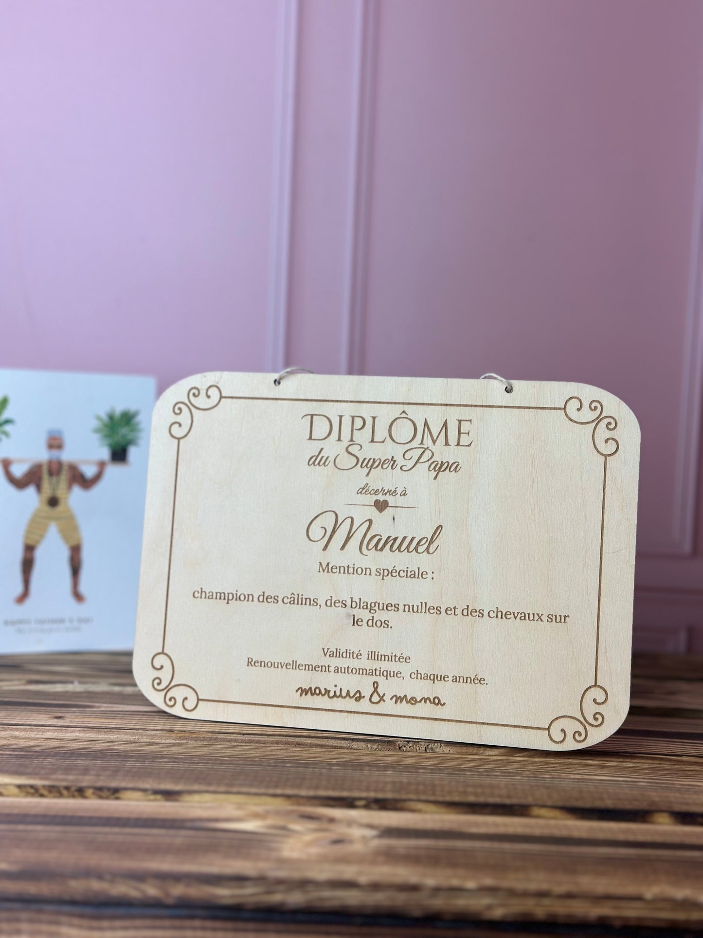 Diplôme Super Papa personnalisé en bois gravé