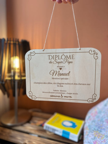 Diplôme Super Papa personnalisé en bois gravé