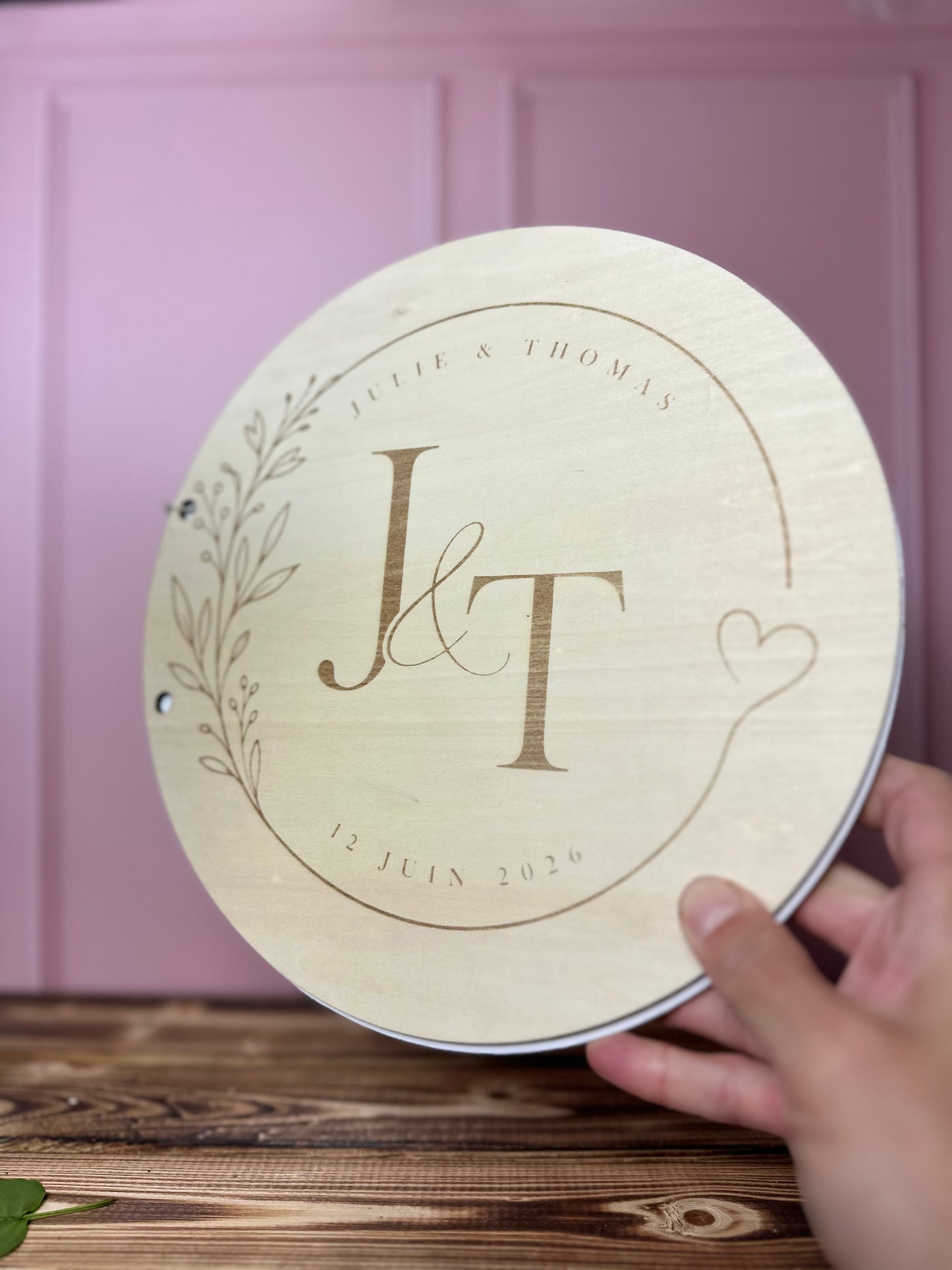 Livre d’or mariage en bois personnalisé – format rond