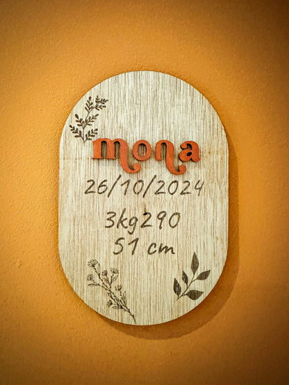 Pancarte de naissance personnalisée en bois