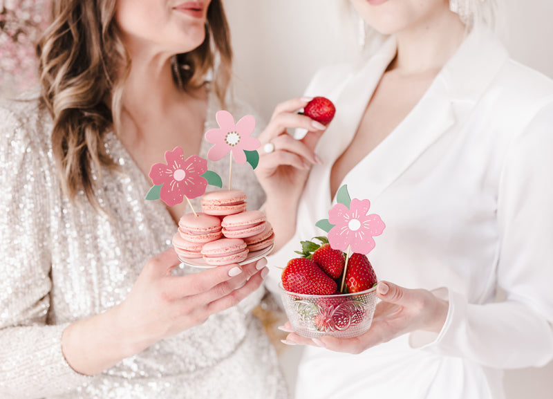 Pics à gâteaux fleurs dans desserts