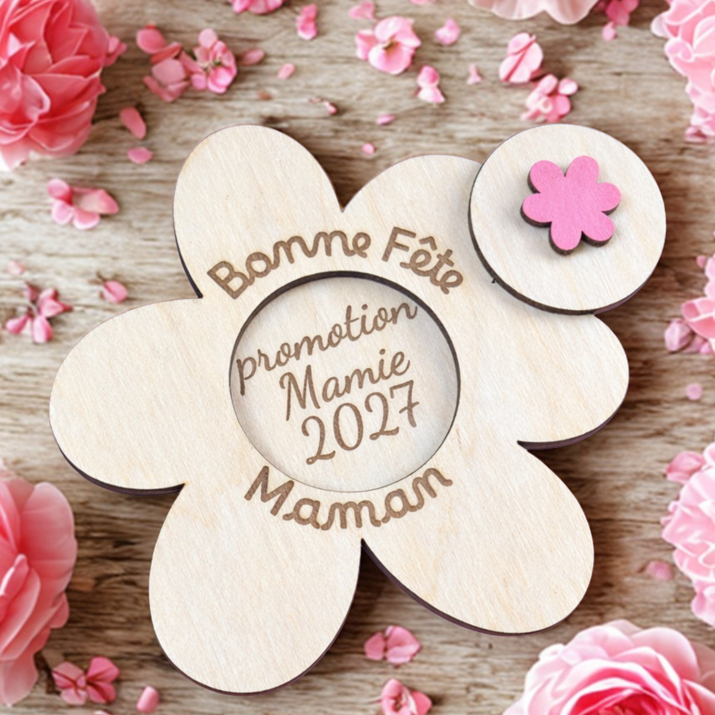 Annonce grossesse fête des mères – future mamie en bois personnalisée