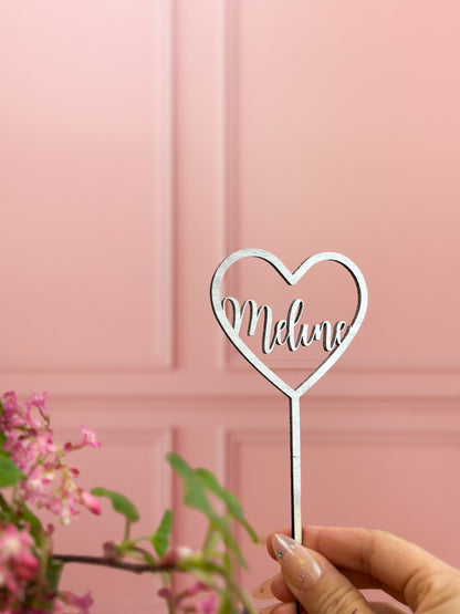 cake topper en bois en forme de coeur pour anniversaire. Personnaliser avec prénom