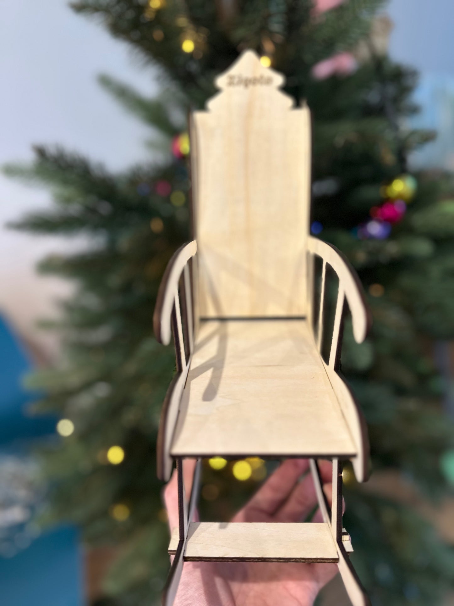 Rocking chair en bois pour lutin farceur – personnalisable • livré en kit