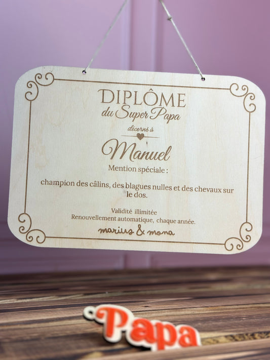 Diplôme du Super Papa personnalisé en bois gravé, format 21x15 cm, avec prénom du papa et signature des enfants - Chou Rose
