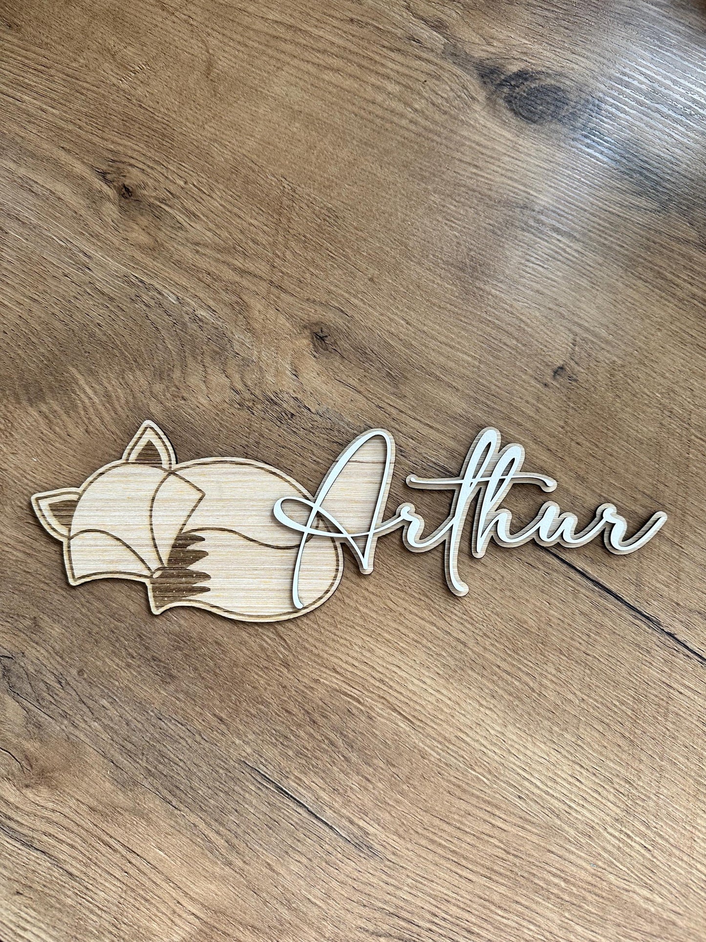 Prénom en bois personnalisé – Renard 🦊