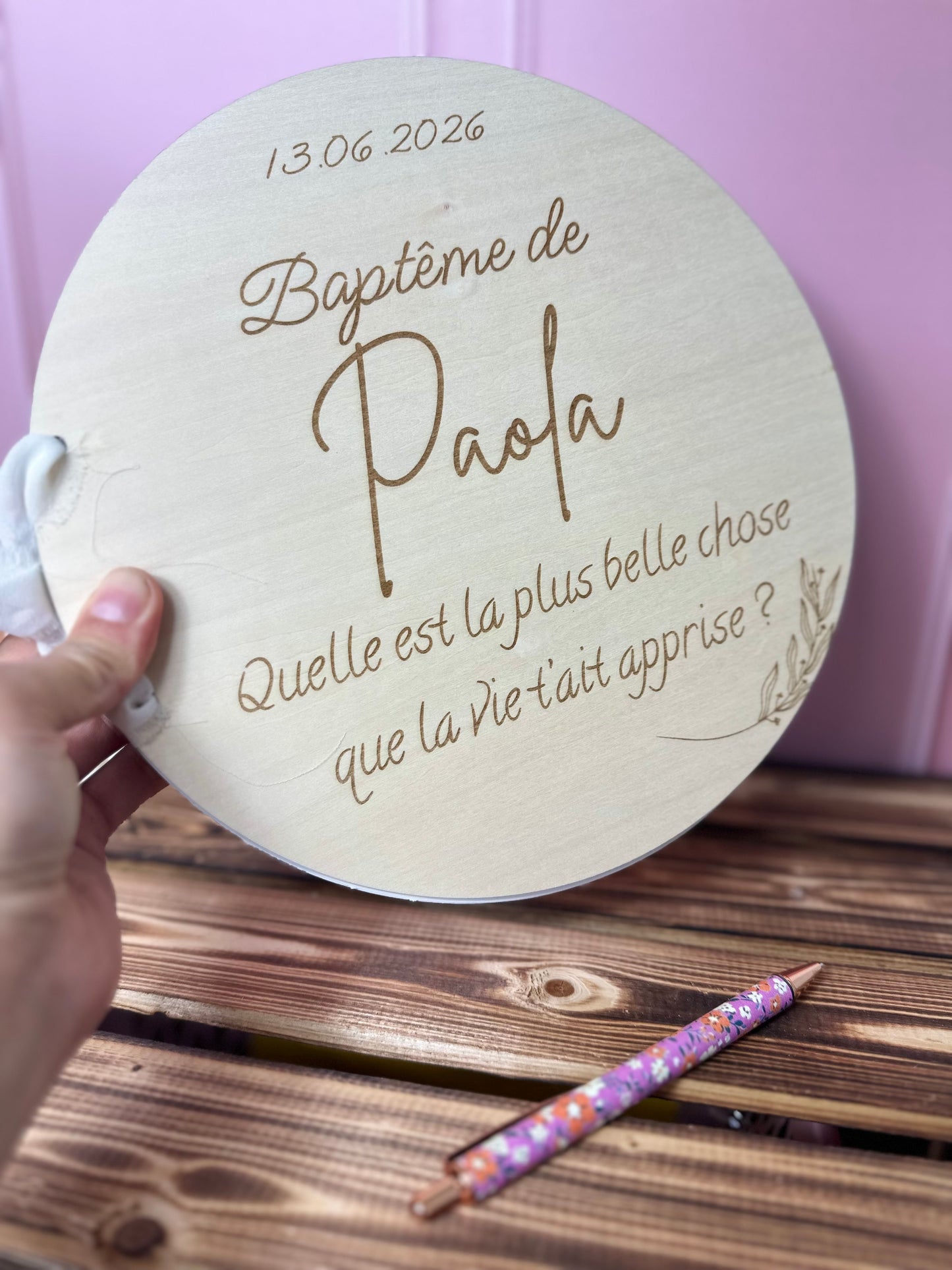🌿 Livre d’or baptême personnalisé en bois – Prénom, citation ou message gravé