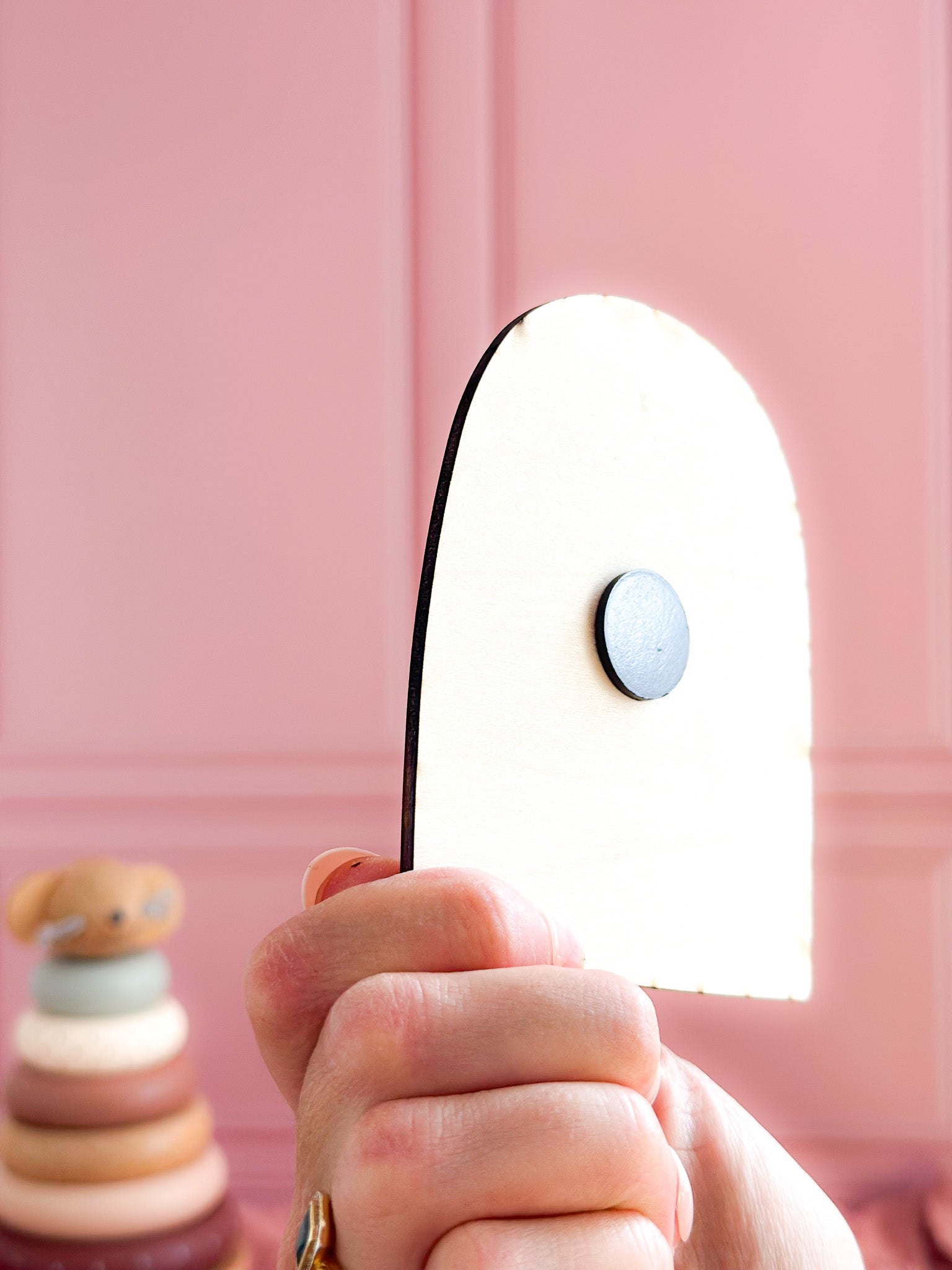 Magnet en bois personnalisé pour annonce grossesse, à fixer sur le frigo, Chou Rose