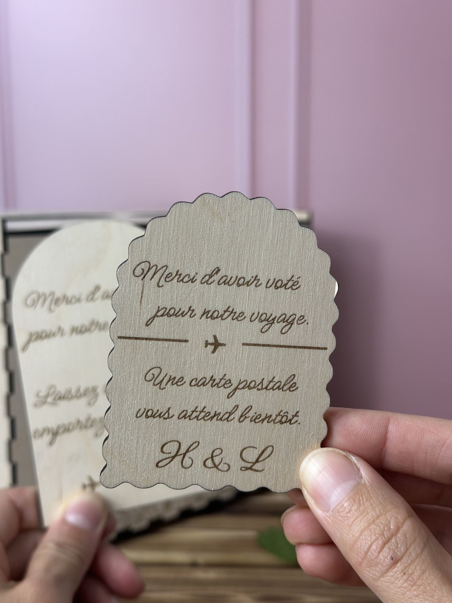 Urne mariage voyage personnalisée — vos invités votent la Lune de Miel