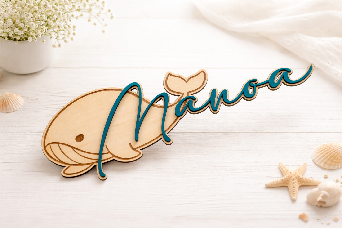 Prénom en bois personnalisé avec baleine – Décoration murale chambre bébé