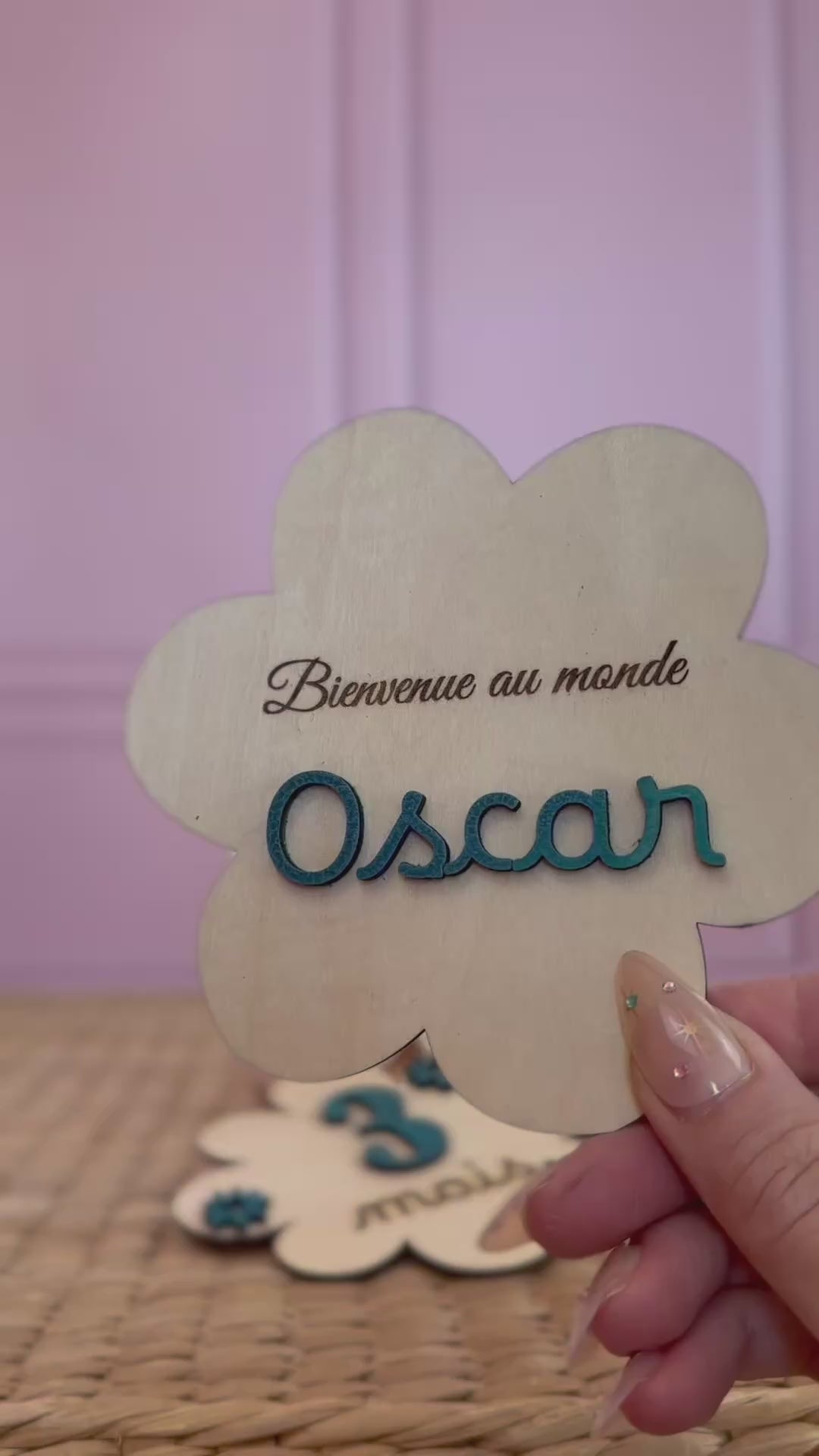 Cartes étapes bébé en forme de fleurs en 3 dimensions et couleur 