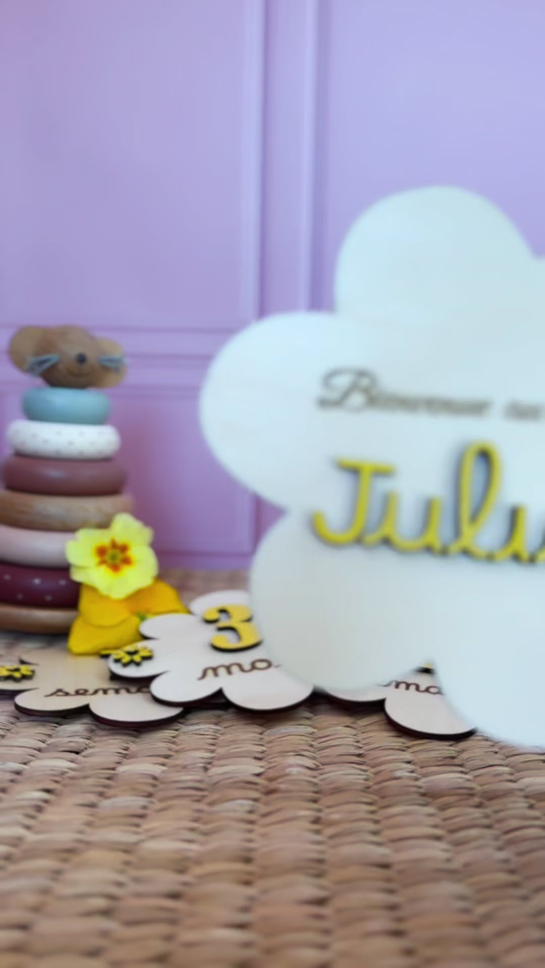 Cartes étapes bébé en forme de fleurs en 3 dimensions et couleur 